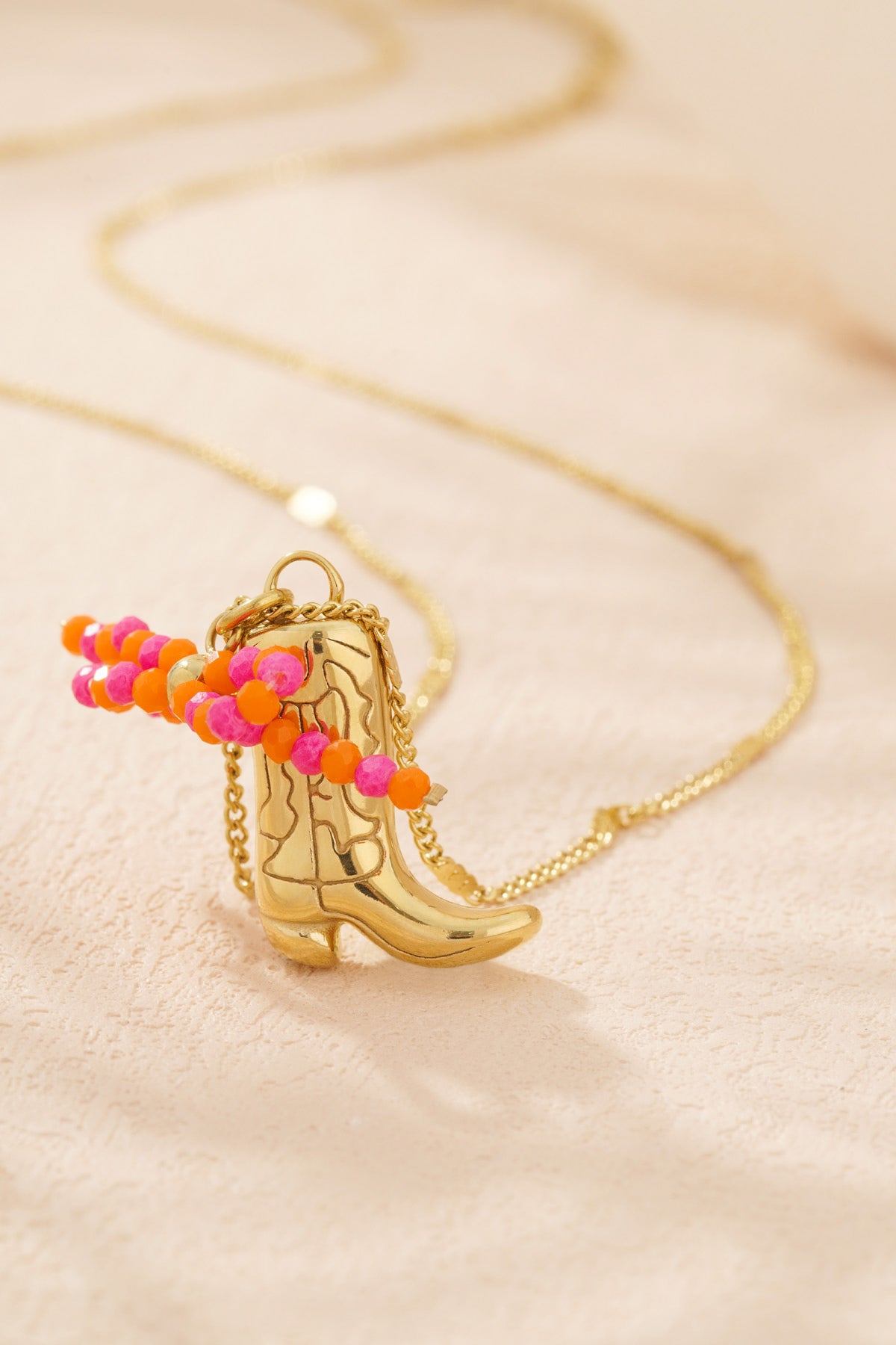 Cowbowlaarsje ketting goud