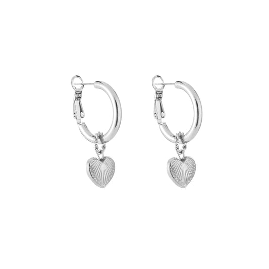 Oorbellen met hartjes zilver