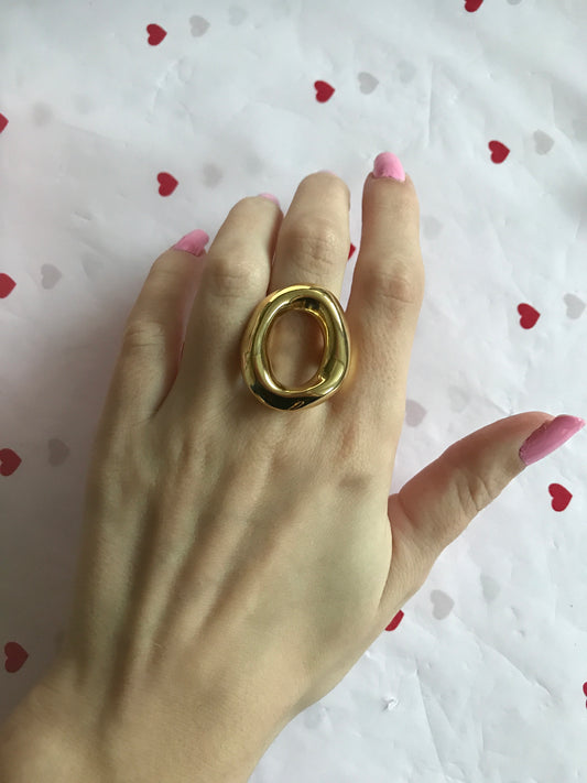 Grote ovaal ring goud