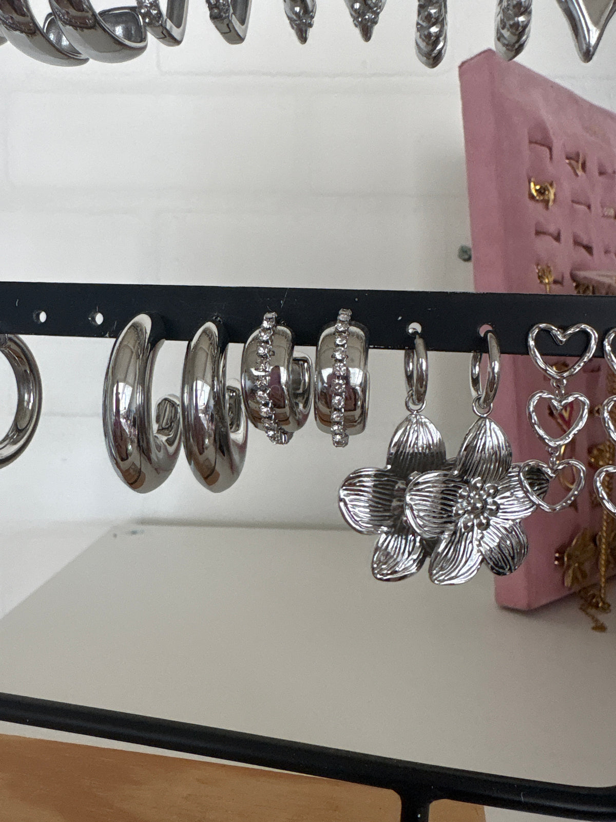 Glitter hoops oorbellen zilver
