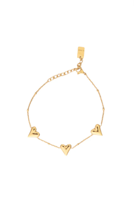 3 hartjes armband goud