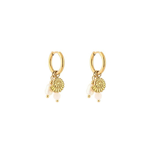 Mini schelp parel oorbellen beige