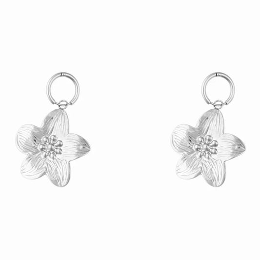 Flower oorbellen zilver