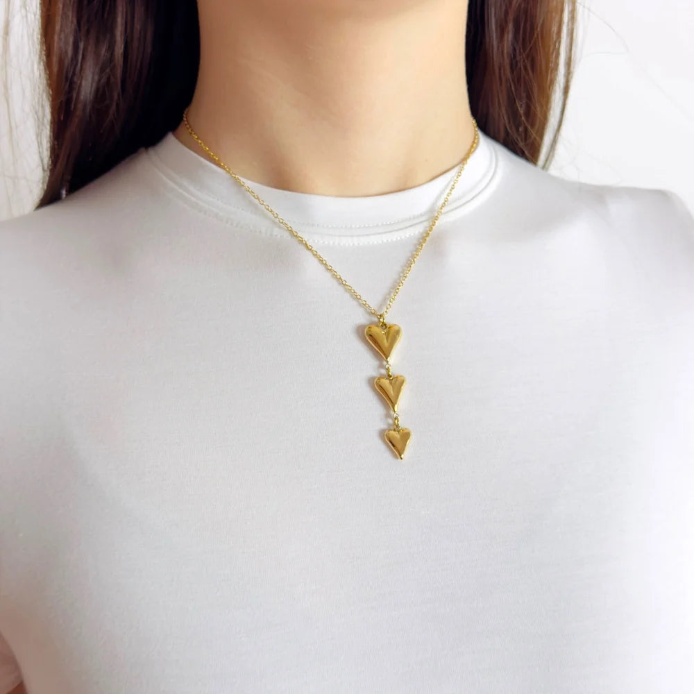 3 hartjes ketting goud