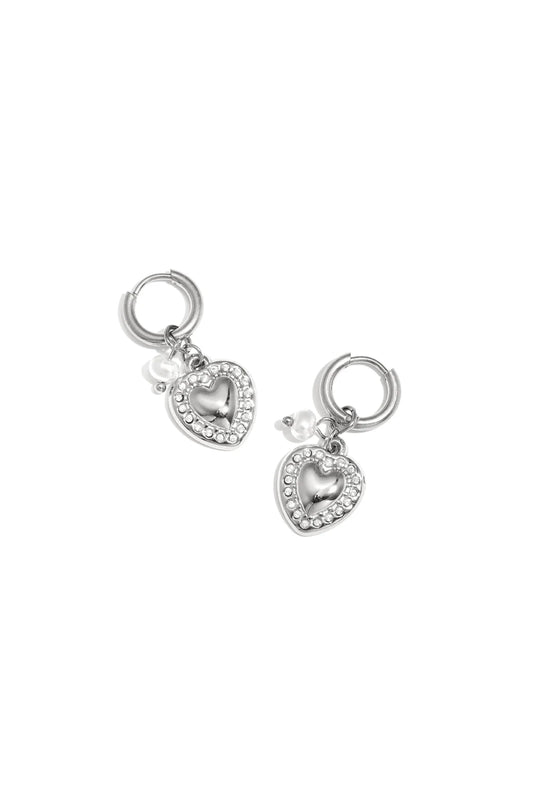 Oorbellen met hartjes charm zilver