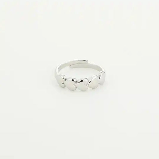 Hearts in  a row ring silver